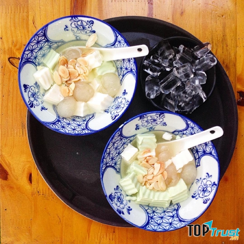 Quán chè khúc bạch ngon nhất Hà Nội