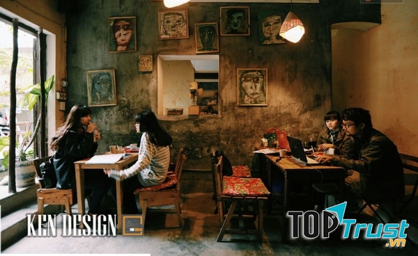 Quán coffee có view đẹp nhất quanh phố đi bộ Hà Nội