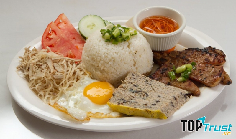 Quán cơm tấm ngon nhất quận 1, TP HCM