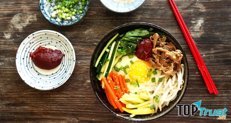 Quán cơm trộn Hàn Quốc ngon nhất Hà Nội