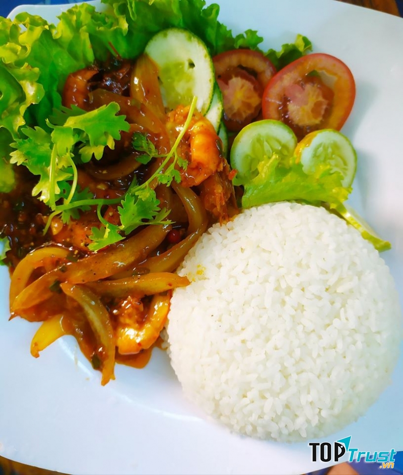 Quán cơm trưa văn phòng ngon nhất Vũng Tàu