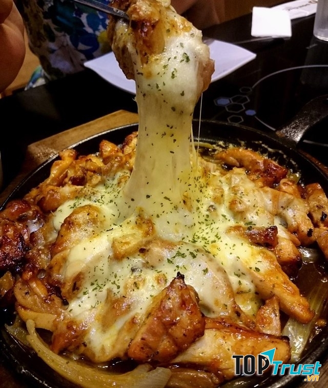 Quán gà phủ phô mai Hàn Quốc ngon nhất Sài Gòn