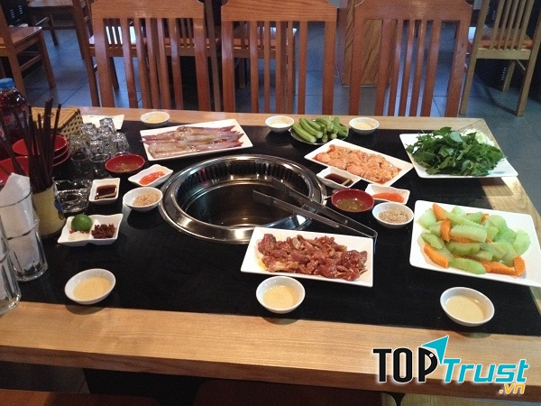 Quán lẩu nướng ngon và nổi tiếng nhất tại Hà Nội