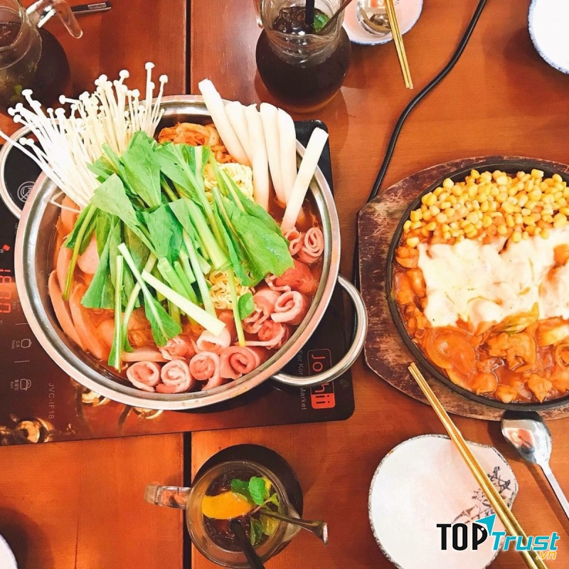 Quán lẩu Tokbokki chính hiệu Hàn Quốc ngon nhất tại Hà Nội