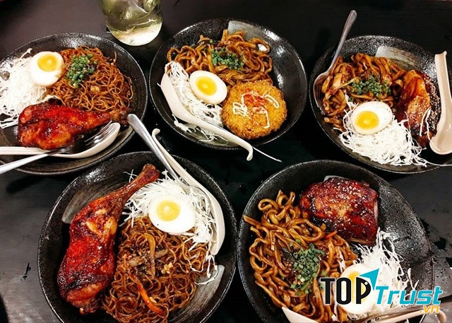 Quán mì Nhật giá bình dân ngon nhất Sài Gòn