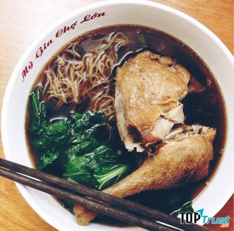 Quán mì vịt quay ngon nổi tiếng Hà Nội