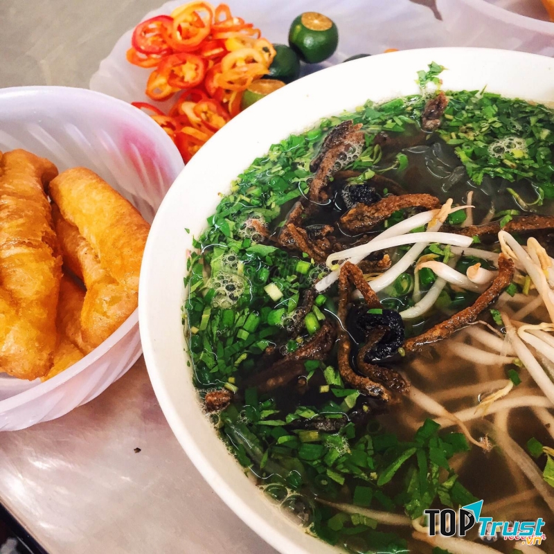 Quán miến lươn ngon bậc nhất Hà Nội