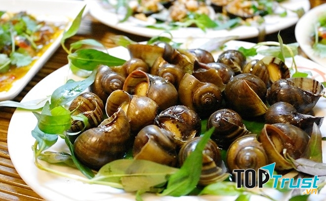 Quán ốc nổi tiếng Sài Gòn