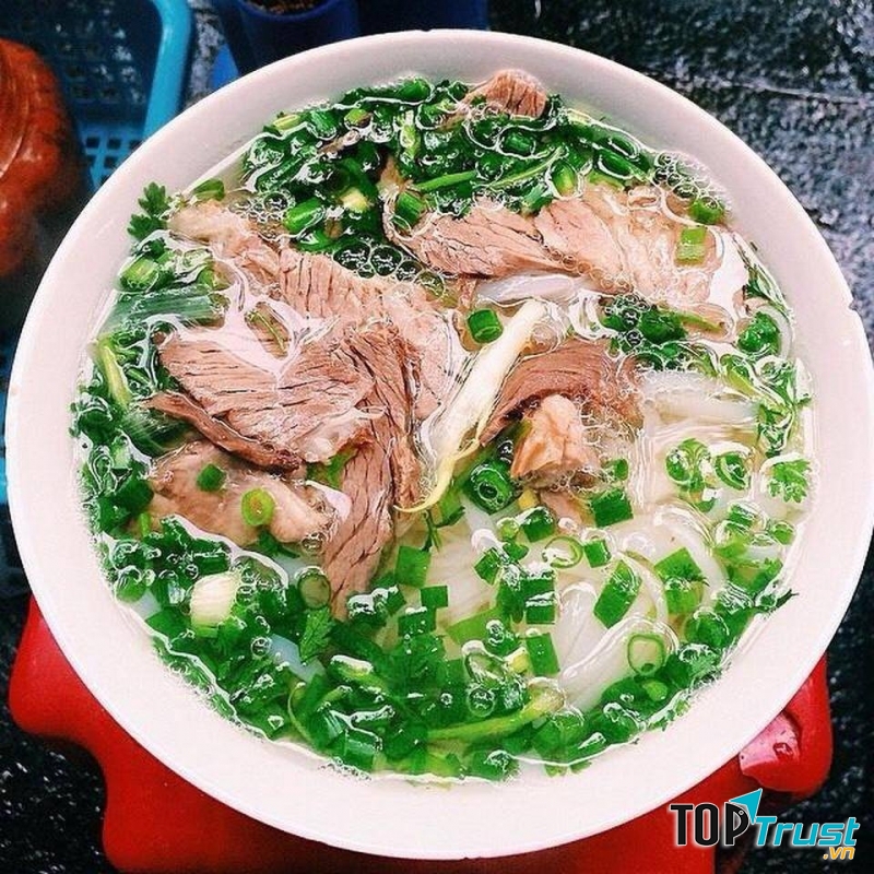 Quán phở nổi tiếng nhất quận Hoàn Kiếm