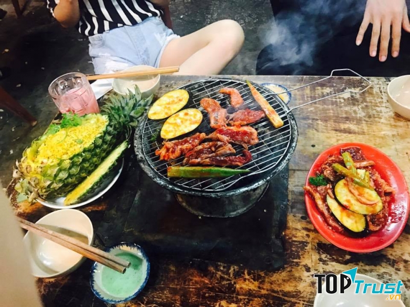 Quán tự nướng vỉa hè ngon nhất tại quận 4, TP HCM