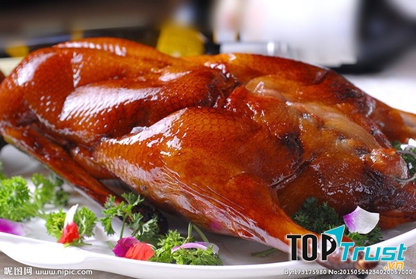 Quán vịt quay Bắc Kinh ngon và hút khách nhất Hà Nội