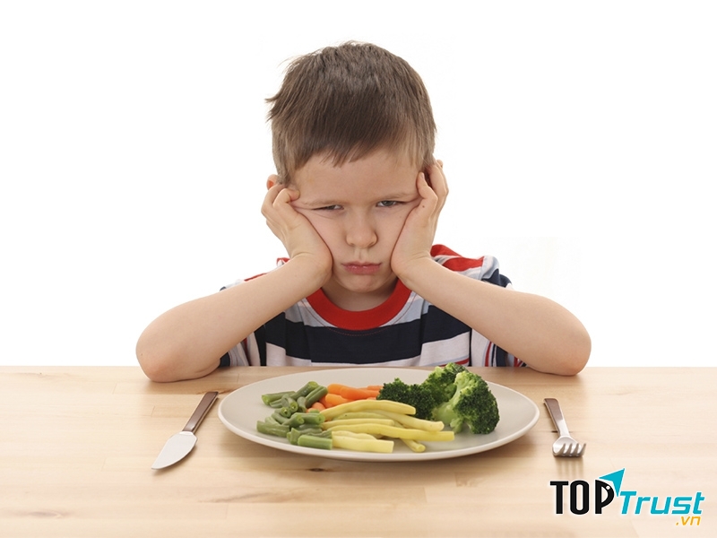 Quy tắc ăn dặm giúp trẻ không biếng ăn