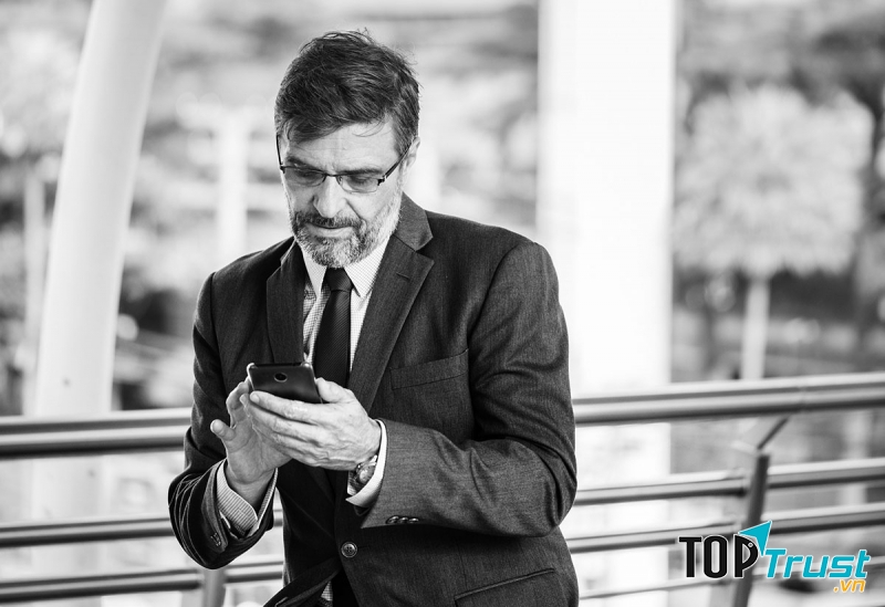 Sai lầm tai hại khi nhắn tin với phụ nữ