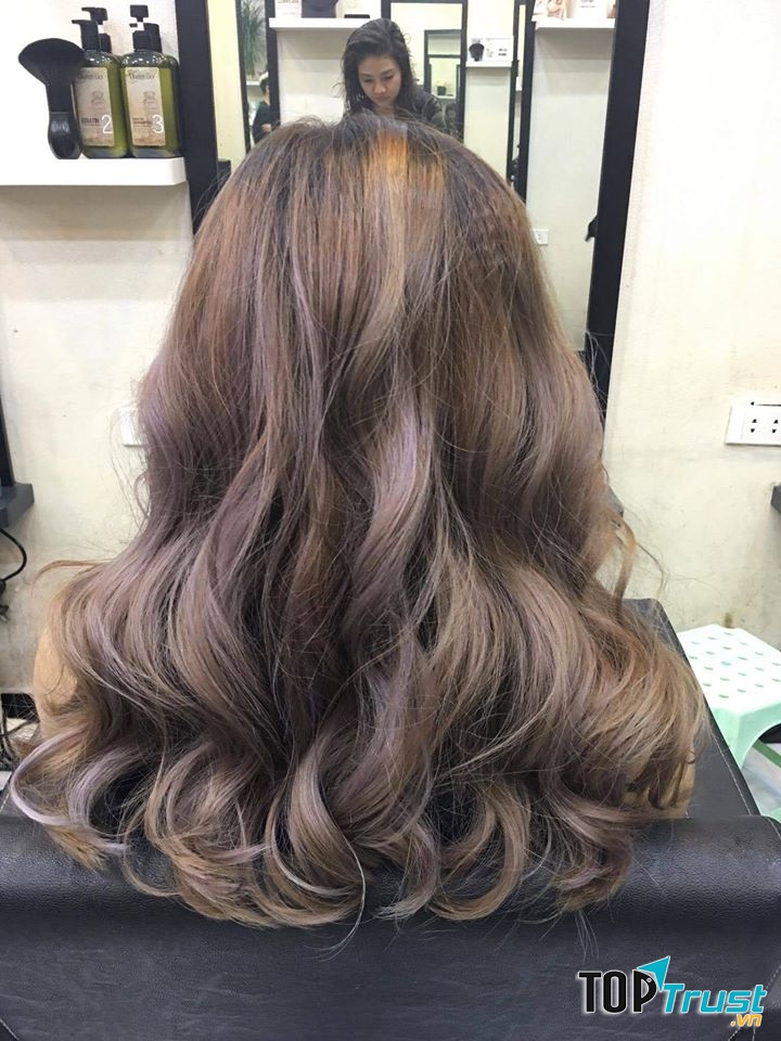 Salon nhuộm tóc đẹp nhất quận Long Biên, Hà Nội
