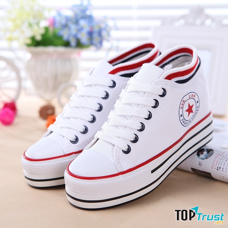 Shop bán giày thể thao đẹp và chất lượng nhất Nha Trang