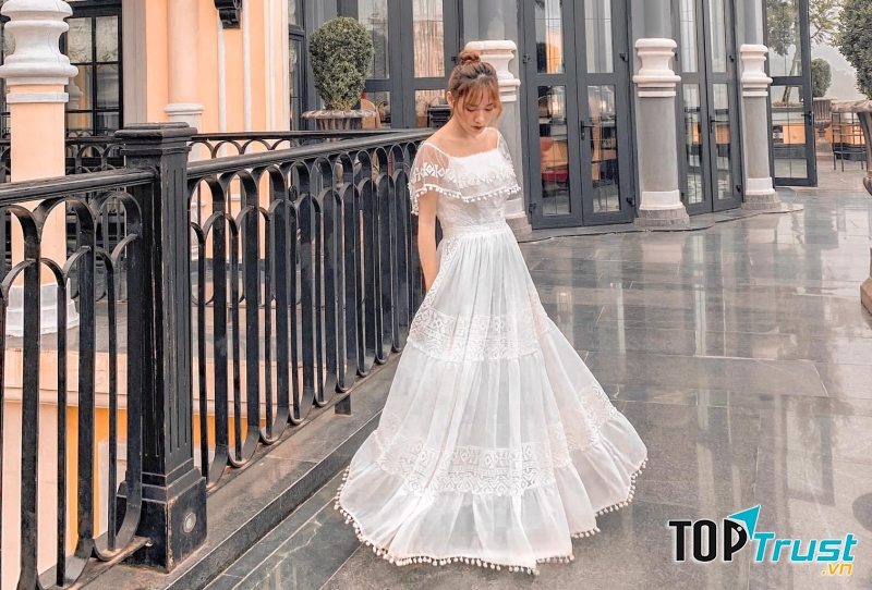 Shop bán váy đầm đẹp nhất trên Instagram