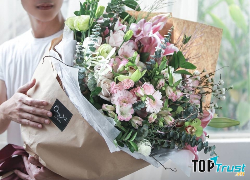 Shop hoa tươi có phong cách hiện đại hút khách tại Cần Thơ