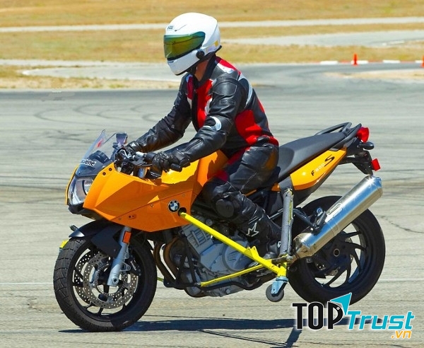 Shop phụ kiện mô tô xe máy uy tín nhất tại Hà Nội