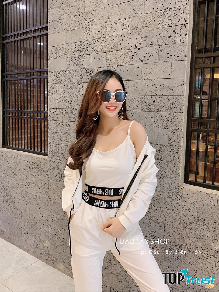 Shop quần áo nữ đẹp và nổi tiếng nhất ở TP. Biên Hòa, Đồng Nai