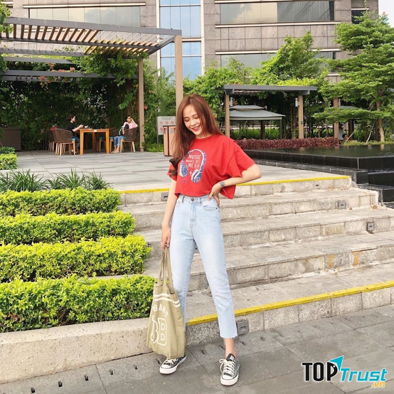 Shop quần áo VNXK dư xịn uy tín tại TP HCM