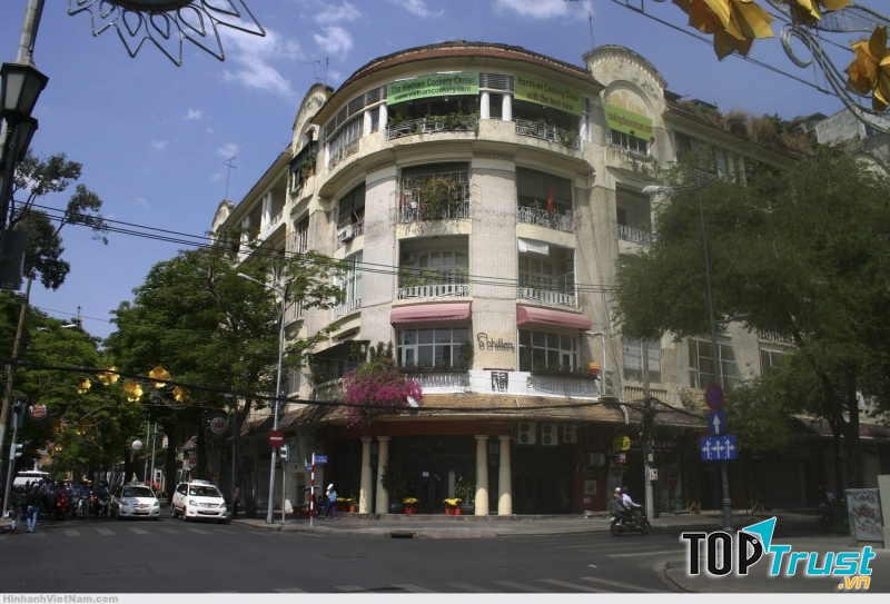 Shop thời trang được yêu thích nhất chung cư 26 Lý Tự Trọng, Quận 1, TPHCM