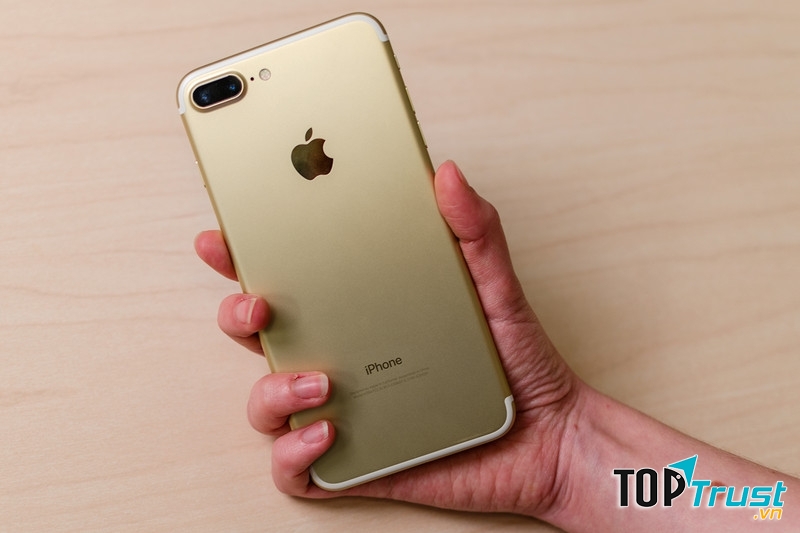 Smartphone vỏ kim loại hot nhất hiện nay