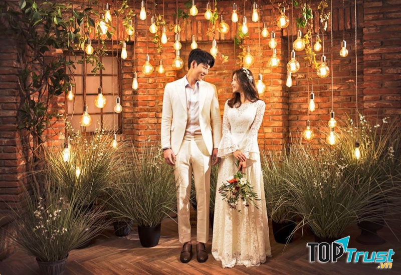 Studio chụp ảnh cưới phong cách Hàn Quốc đẹp nhất tại quận Hoàn Kiếm, Hà Nội