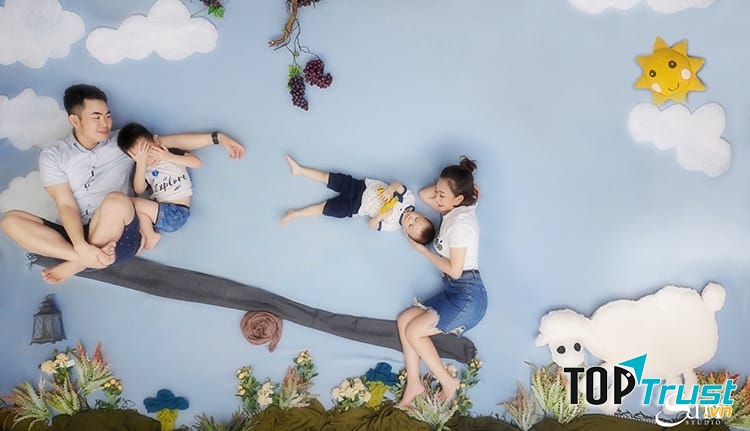 Studio chụp ảnh gia đình đẹp nhất tại Tp Vinh