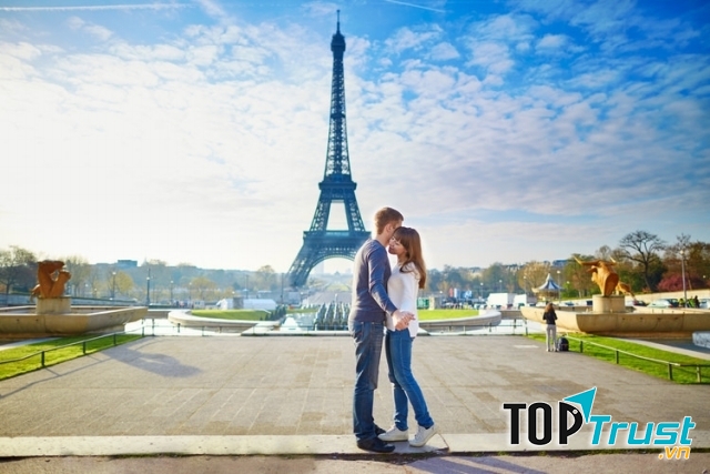 Sự thật thú vị về tháp Eiffel