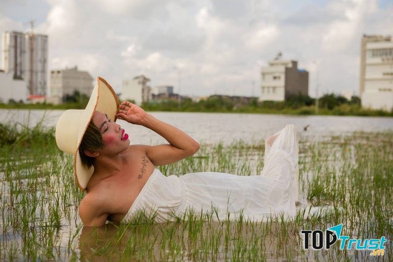 Sự thật về hiện tượng mạng Tùng Sơn