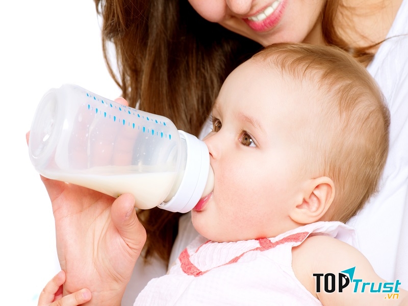 Sữa bột của Mỹ tốt nhất cho bé được mẹ Việt tin dùng