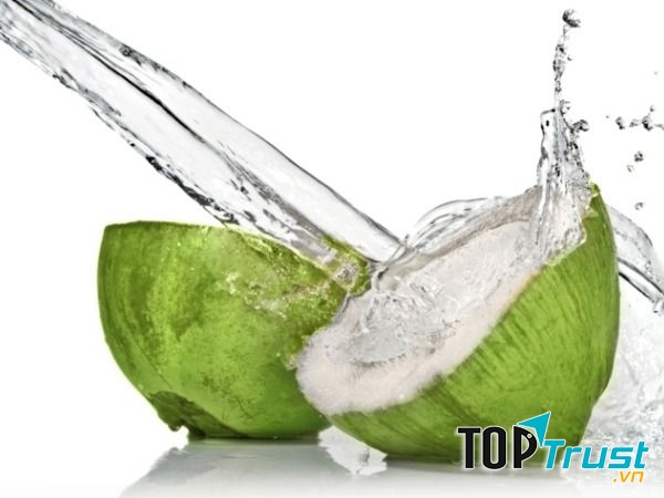 Tác dụng của nước dừa đối với sức khỏe