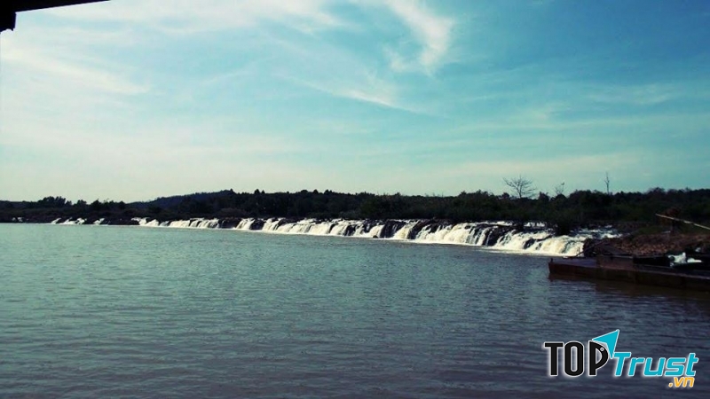 Thác nước đẹp kỳ diệu tại Đồng Nai ít người biết