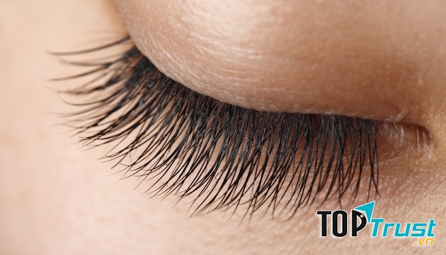 Thói quen xấu gây hại cho lông mi bạn nên biết