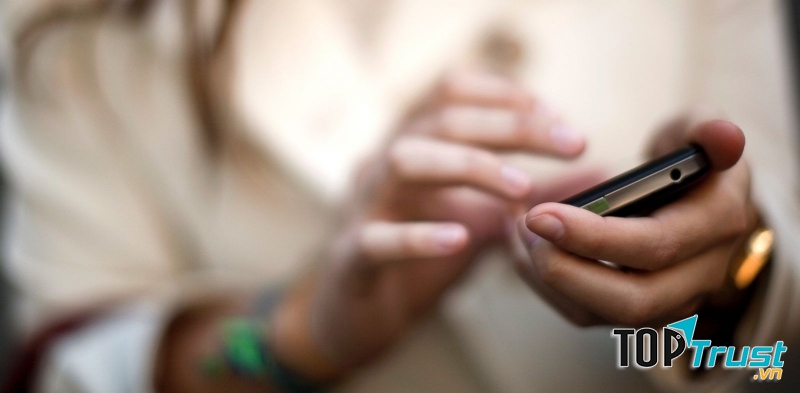 Thói quen xấu khi sử dụng điện thoại bạn nên tránh