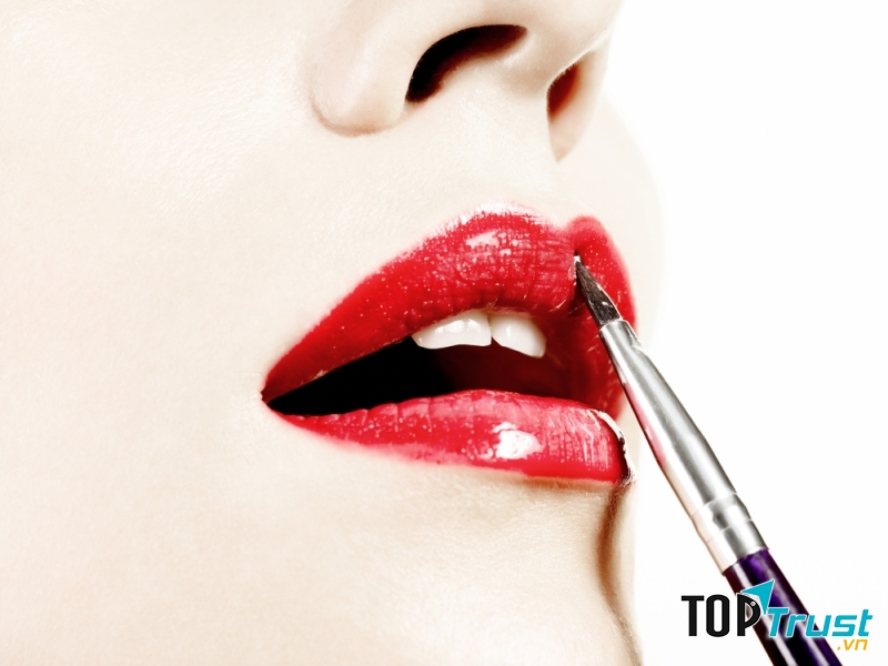 Thỏi son đỏ đẹp nhất cho mùa lạnh