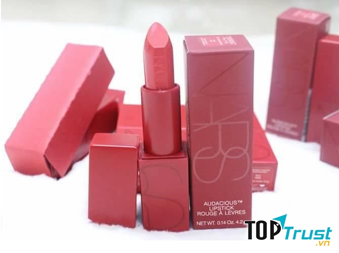 Thỏi son hấp dẫn nhất nên tặng người yêu