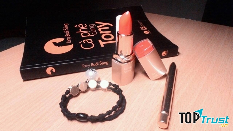 Thỏi son quyến rũ nhất làm quà cho phái đẹp dịp Lễ Tình nhân