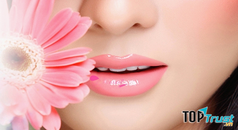 Thực phẩm trị nứt nẻ và làm mềm môi hiệu quả từ thiên nhiên