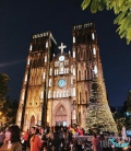 Địa điểm tràn ngập không khí đêm Giáng sinh (Noel) tại Hà Nội