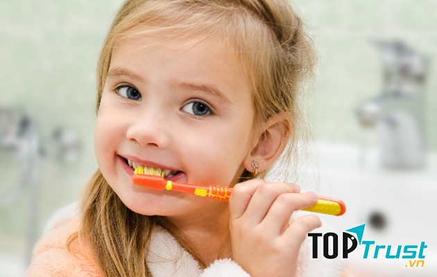 Thương hiệu kem đánh răng cho bé được ưa chuộng nhất hiện nay
