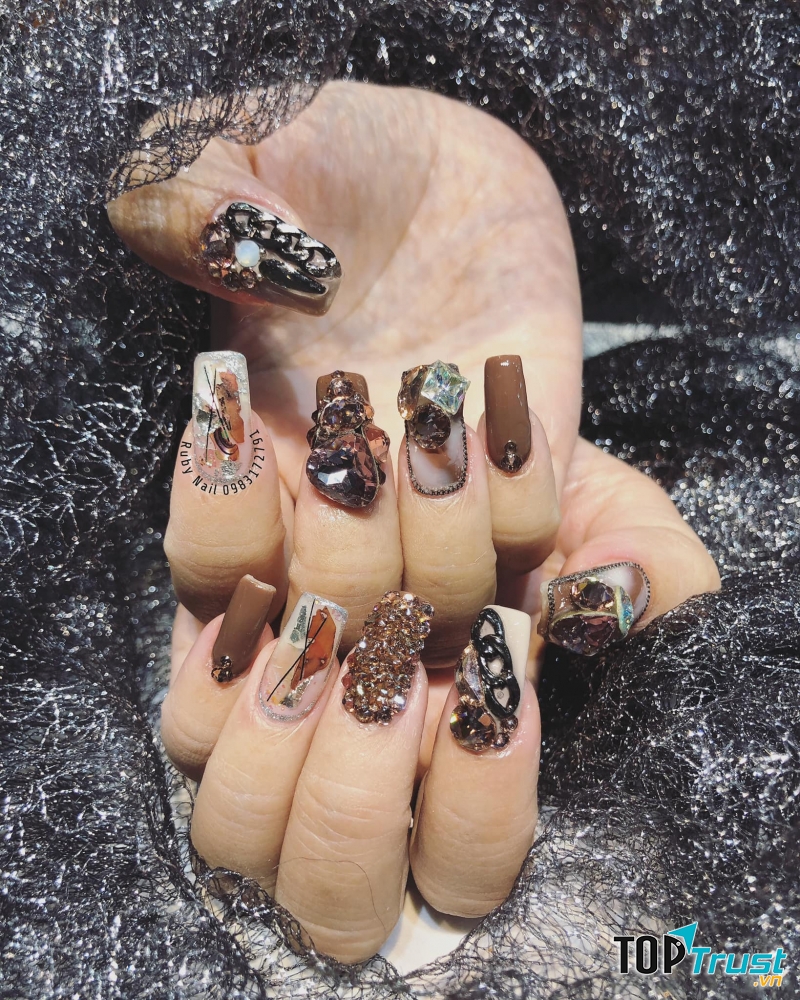 Tiệm làm nail đẹp và chất lượng nhất Đống Đa, Hà Nội