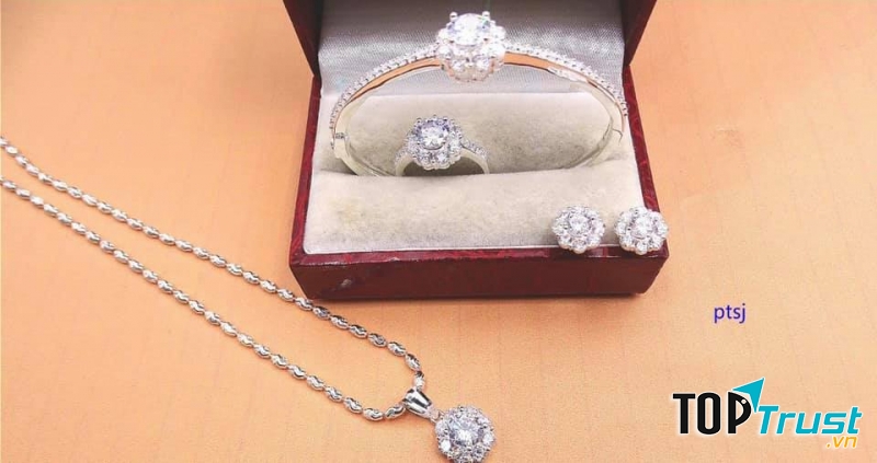 Tiệm trang sức bạc đẹp và uy tín nhất quận 4, TP. HCM