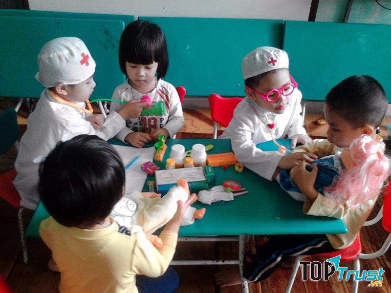 Trò chơi đóng vai theo chủ đề cho trẻ mầm non thú vị nhất