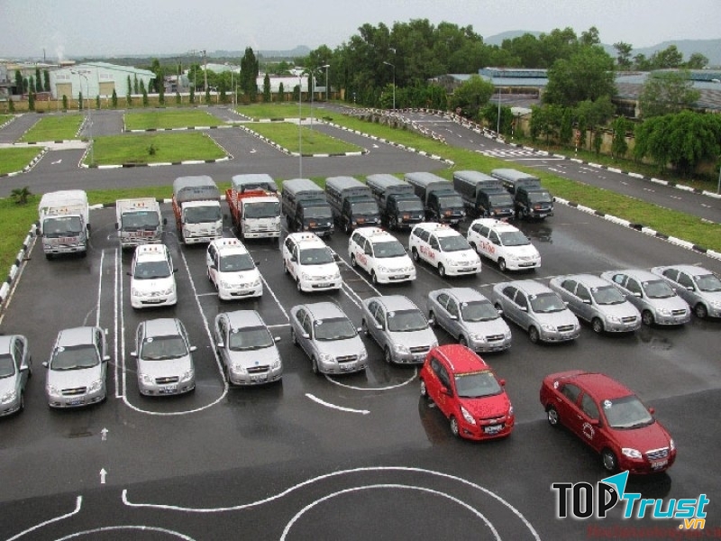 Trung tâm đào tạo lái xe ô tô uy tín nhất Hà Nội
