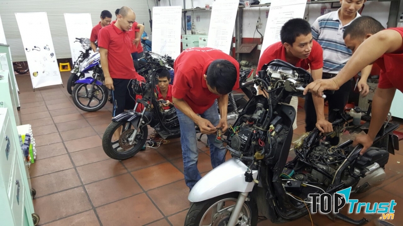 Trung tâm dạy nghề sửa xe máy uy tín ở Bình Dương