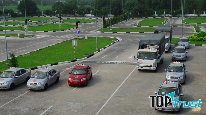 Trung tâm học bằng lái xe ô tô uy tín nhất tại Hà Nội