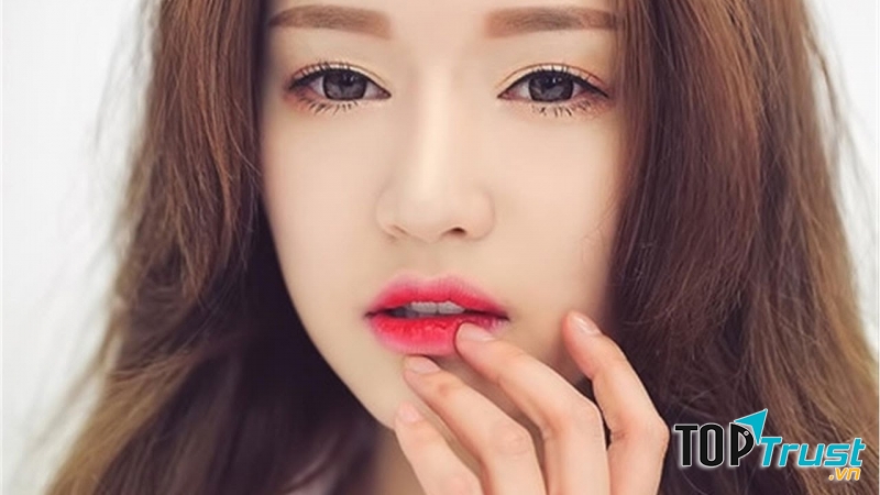 Tuyệt chiêu kẻ Kẻ mắt nước (eyeliner) đẹp nhất