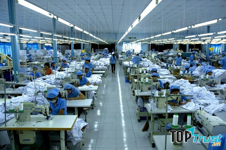 Xưởng may gia công quần áo uy tín tại TP. HCM